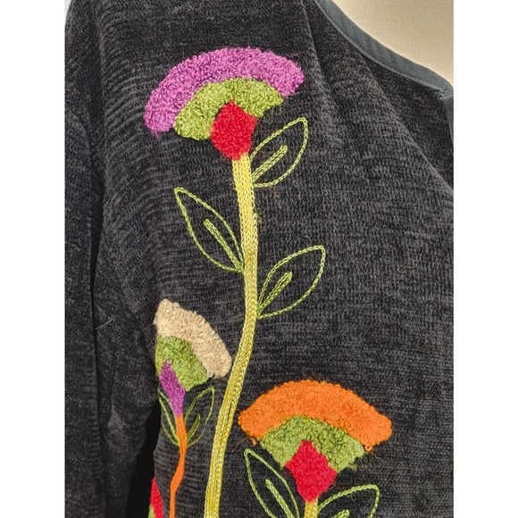 Vintage Black Chenille Sweater Cardigan Lined Embroidered Flowers, M, India Made - Picture 4 of 6